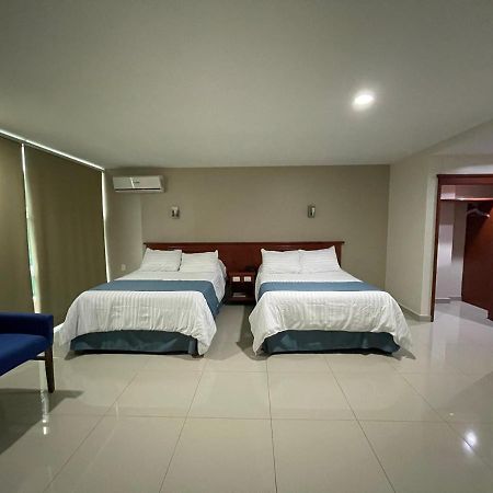 Hotel Latino Sahuayo Екстер'єр фото