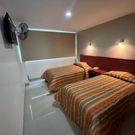 Hotel Latino Sahuayo Екстер'єр фото