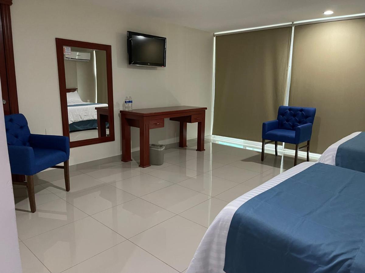 Hotel Latino Sahuayo Екстер'єр фото