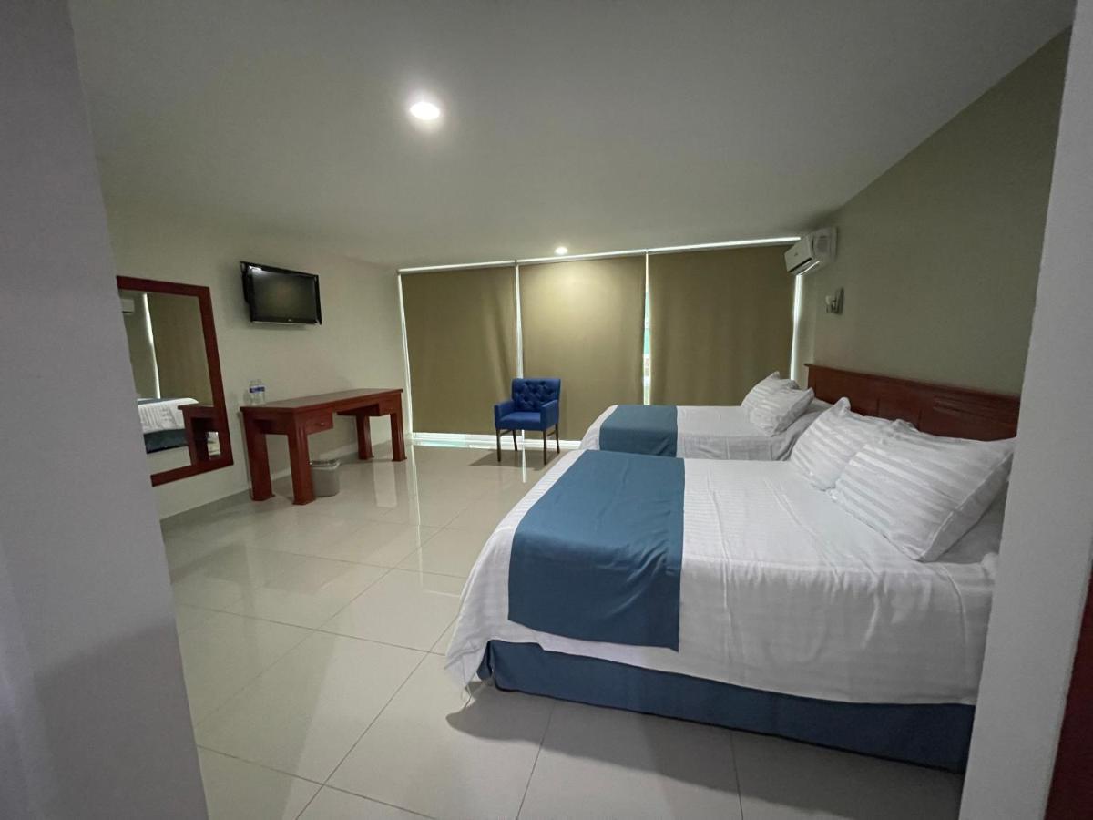 Hotel Latino Sahuayo Екстер'єр фото